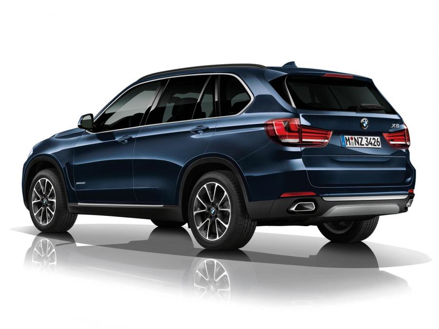  BMW X5 Security Plus Concept 2013 года  (фото 2 из 2)